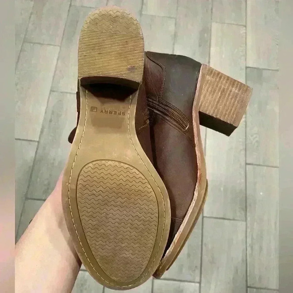 Sperry Helena Pull-On Bootie Size 7 - Picture 5 of 5